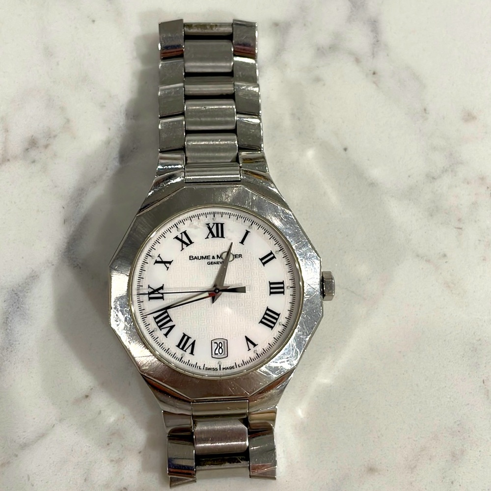 Baume & Mercier  - Riviera - Men's Watch - Model 65470